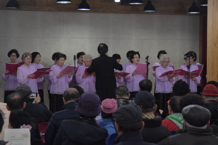 축하공연 - 백합화 합창단